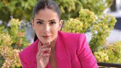 منى زكي تجسد السيرة الذاتية لـ أم كلثوم