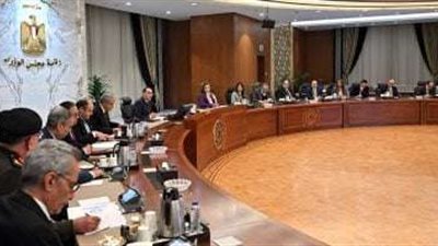 رئيس الوزراء يتابع جهود توافر السلع واستعداد معارض 