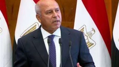 وزير النقل يكشف تفاصيل تشغيل خط الفردان في سيناء
