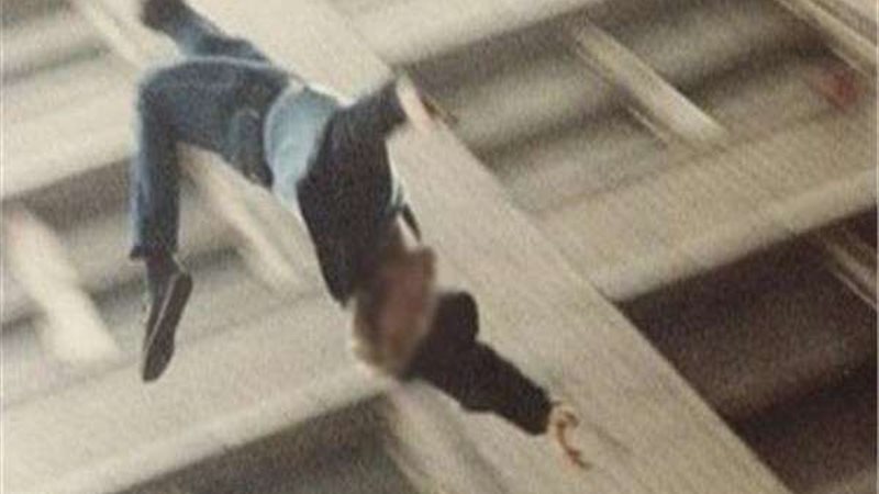 سقوط شخص