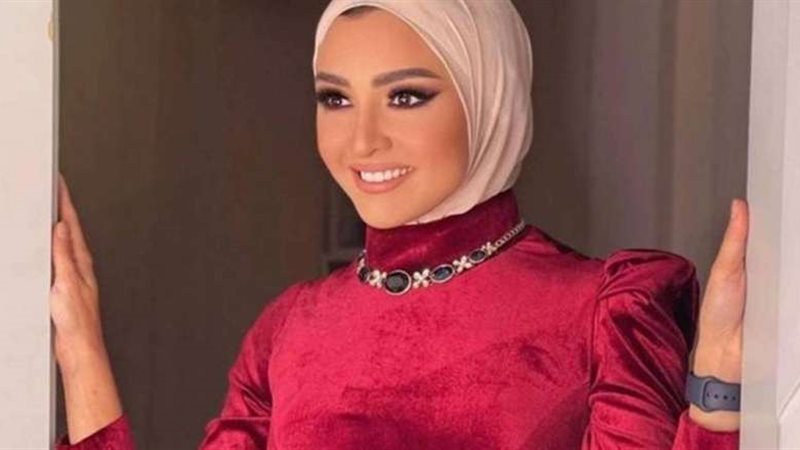 هلا رشدي