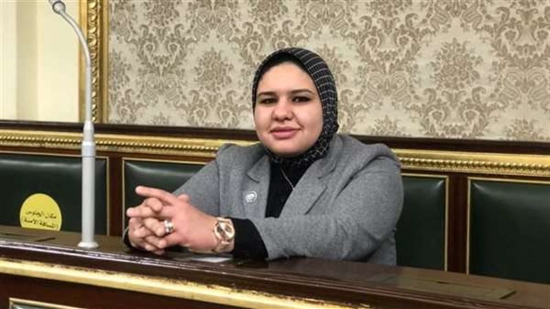 الدكتورة راوية مختار