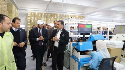 «صناعة الشيوخ» تزور مصنع وادي السيليكون باقتصادية قناة السويس
