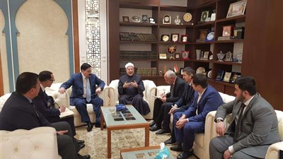 المفتي يستقبل وفدًا من مركز نور سلطان بكازاخستان لبحث سبل التعاون