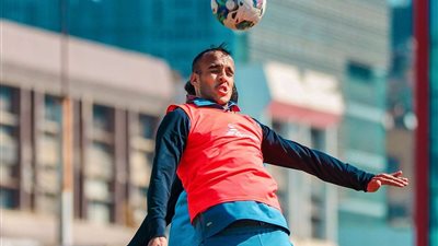 ناصر منسي وأحمد حمدي ينتظمان في مران الزمالك