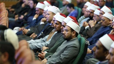 انطلاق الجلسة الحوارية الدولية لمجمع البحوث ومركز نور سلطان بكازاخستان