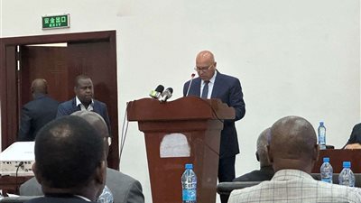 وزير النقل لنظيره التنزاني: مستعدون للتعاون المشترك في رفع كفاءة وتجديد شبكة الطرق الداخلية