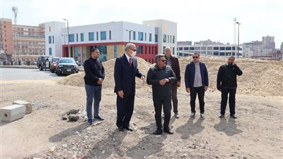 محافظ القليوبية يتفقد أعمال تطوير وتجميل مدخل مدينة بنها أعلى الطريق الزراعي