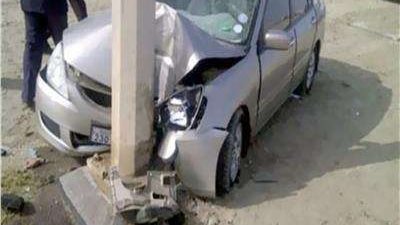 إصابة 4 أشخاص في حادث تصادم سيارة بعمود إنارة بالوادي الجديد