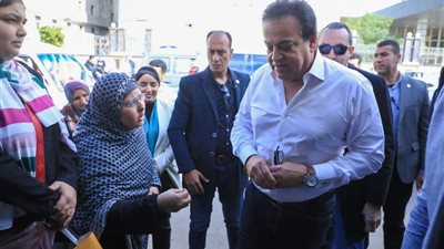 وزير الصحة يتفقد مستشفى الأطفال التخصصي في بنها