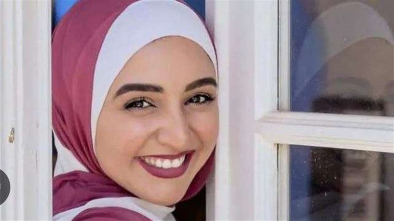 هلا رشدي