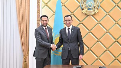 مجلس حكماء المسلمين يناقش سُبُل تعزيز الحوار العالمي بين الأديان والحضارات