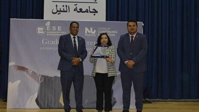 «مهندسون من أجل مصر المستدامة» تكرم مؤسس أمهات مصر