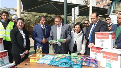 محافظ المنوفية يدشن المرحلة الثالثة لقافلة أبواب الخير  على الأسر الأولى بالرعاية ( صور )