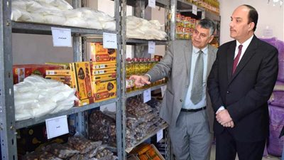 افتتاح معرض السلع الاستهلاكية بجامعة العريش بتخفيضات للعاملين وهيئة التدريس