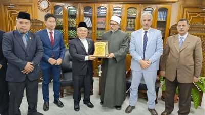سلامة داود: جامعة الأزهر لا تدخر وسعًا في العناية بسفراء الوسطية والاعتدال من مختلف دول العالم