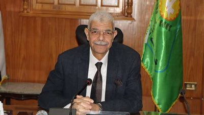 رئيس جامعة المنوفية يرأس إجتماع مجلس إدارة المدن الجامعية ومركز التصنيع