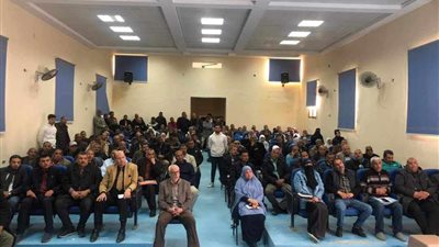 وكيل شباب شمال سيناء يناقش الطرح الاستثماري ويوجه بالإبداع في تنفيذ الأنشطة