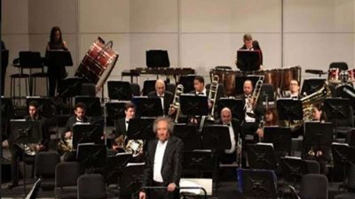 «السيمفوني» يواصل النهج الكلاسيكي على المسرح الكبير