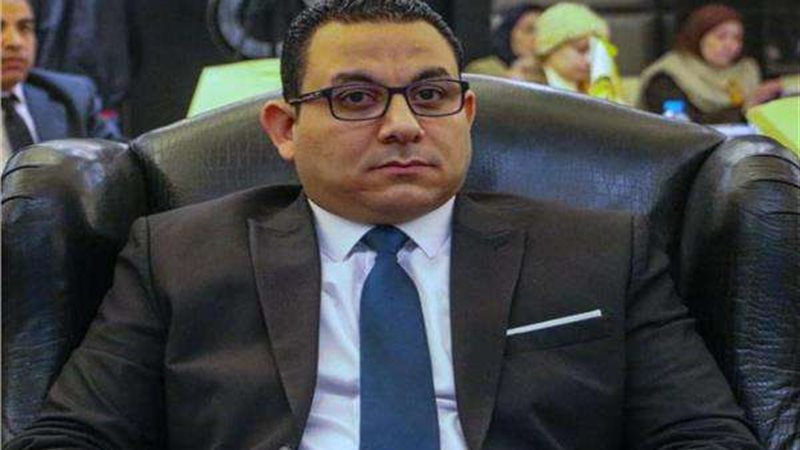 الدكتور كريم عادل