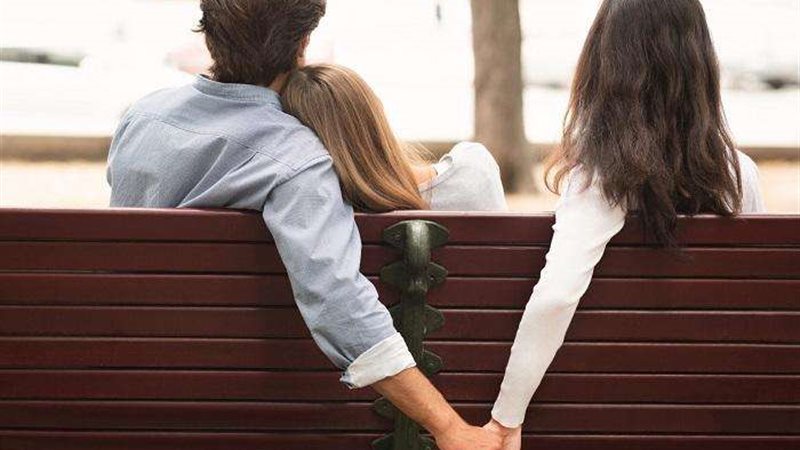 الراجل المتعدد العلاقات
