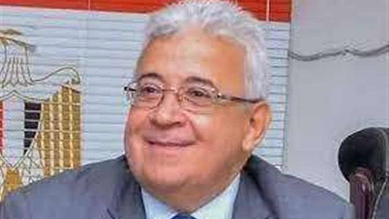 الدكتور نور ندا،