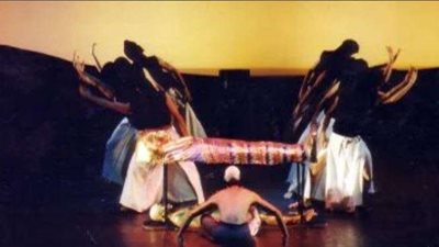 3 أمسيات فنية لفرقة الرقص المسرحي الحديث على مسرح الجمهورية