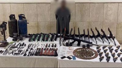القبض على عنصر إجرامي لإدارة ورشة لتصنيع الأسلحة النارية بأسيوط