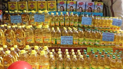 السكر والأرز بـ 27 جنيهًا.. انخفاض أسعار أكثر من 30 سلعة بمعارض أهلا رمضان بالجيزة