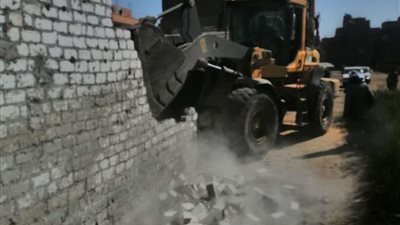 إزالة 64 حالة تعدٍ على أراضي أملاك الدولة بأسيوط