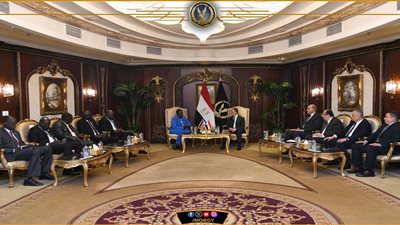 وزير الداخلية يستقبل نظيرته بجنوب السودان ويؤكد على مد جسور التواصل الأمني