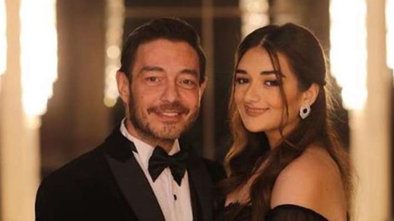 أحمد زاهر وابنته