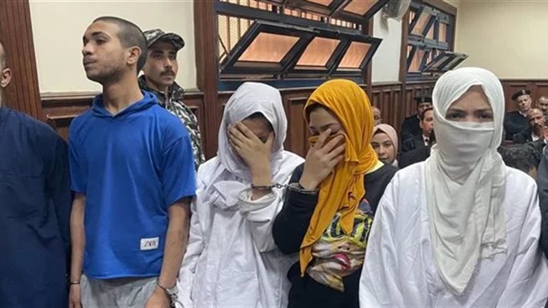 المتهمين