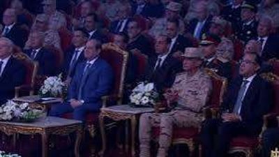 الرئيس السيسي يستمع إلى أوبريت غنائي خلال فعاليات احتفالية يوم الشهيد