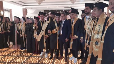 برعاية السيدة أميرة فرغلي تكريم أوائل الخريجين بكلية إمبريال كولدج