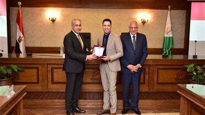 شحاتة: الرئيس السيسي حريص على دمج ذوي الهمم في سوق العمل