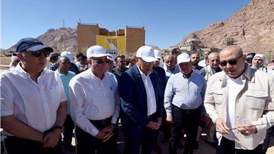 مدبولي: مشروع الحي السكني بالزيتونة ضمن تطوير موقع التجلي الأعظم بتكلفة 10 مليارات جنيه بسانت كاترين