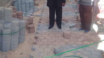 تركيب الانترلوك لـ 15 شارع ومنطقة ضيقة بأسيوط ضمن خطة التطوير والتجميل