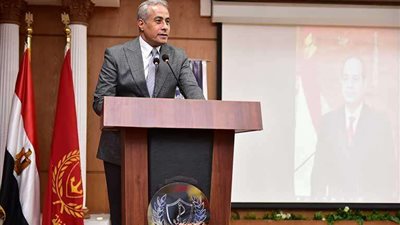 وزير العمل: تسليم 50 عقد عمل لذوي الهمم في 2024