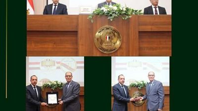 رئيس النيابة الإدارية يكرم الفائزين في مسابقة وحدة الفساد