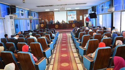 نحو جيل واعٍ.. جامعة سوهاج تنظم ندوة توعوية عن الإدمان وكبقية الوقاية والعلاج