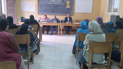 ندوات ولقاءات للتوعية بخدمات تنظيم الأسرة والصحة الإنجابية تستهدف المناطق الصناعية بأسيوط