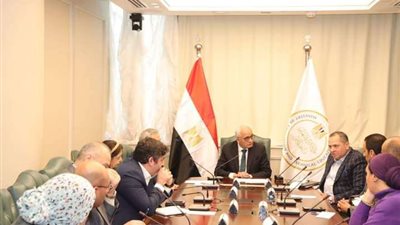 وزير التعليم يستقبل وفد الوكالة الأمريكية للتنمية للتوسع في مدارس المتفوقين