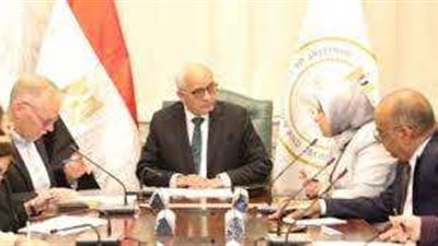 وزير التعليم يطلع على الإجراءات التحضيرية لـ 