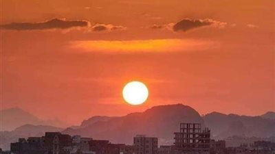 ليلة خير من ألف شهر.. ما فضائل وعلامات ليلة القدر؟