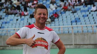 خاص | ديلان كير مدرب سيمبا السابق: الأهلي لم يعد قويًا.. ونستطيع الفوز وعبور هذا الدور