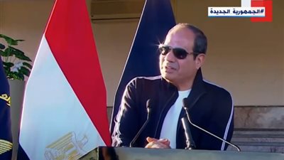 الرئيس السيسي يجري حوارا مع الطلبة المستجدين خلال تفقده لأكاديمية الشرطة