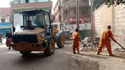 رفع 325 طن قمامة خلال حملات نظافة وتسوية وتمهيد طرق بأسيوط