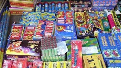 ضبط 6 آلاف صاروخ ألعاب نارية معروضة للبيع في الغربية