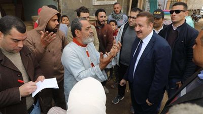 محافظ المنوفية يتفقد أعمال تطوير ممشى أشمون الجديد والسوق الحضاري بكفر زلابية (صور )